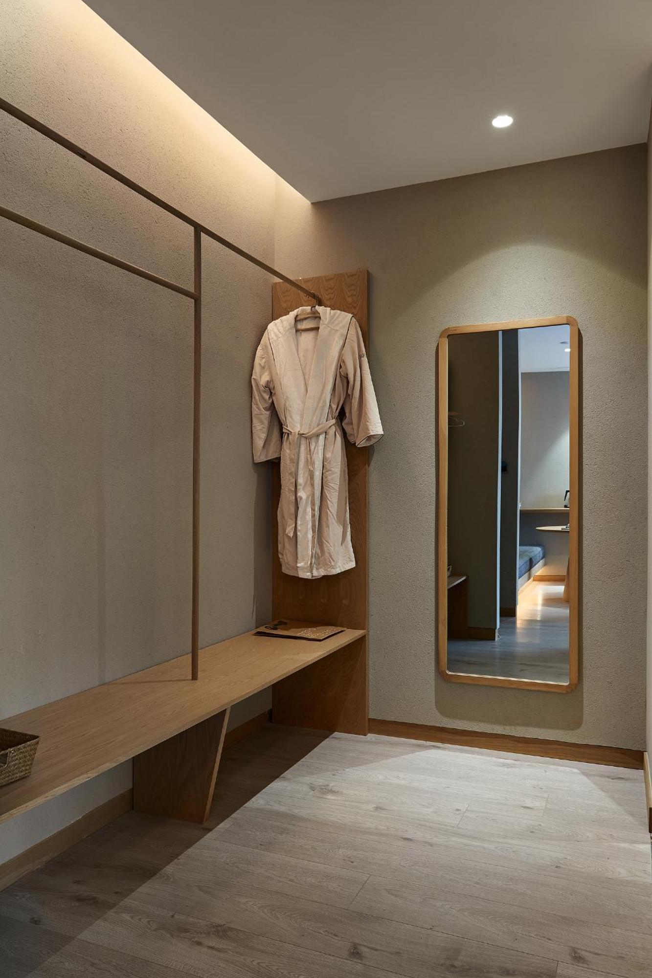 Ebo Hotel Hangzhou Wulin - 5 Mins Drive To The West Lake Eksteriør billede