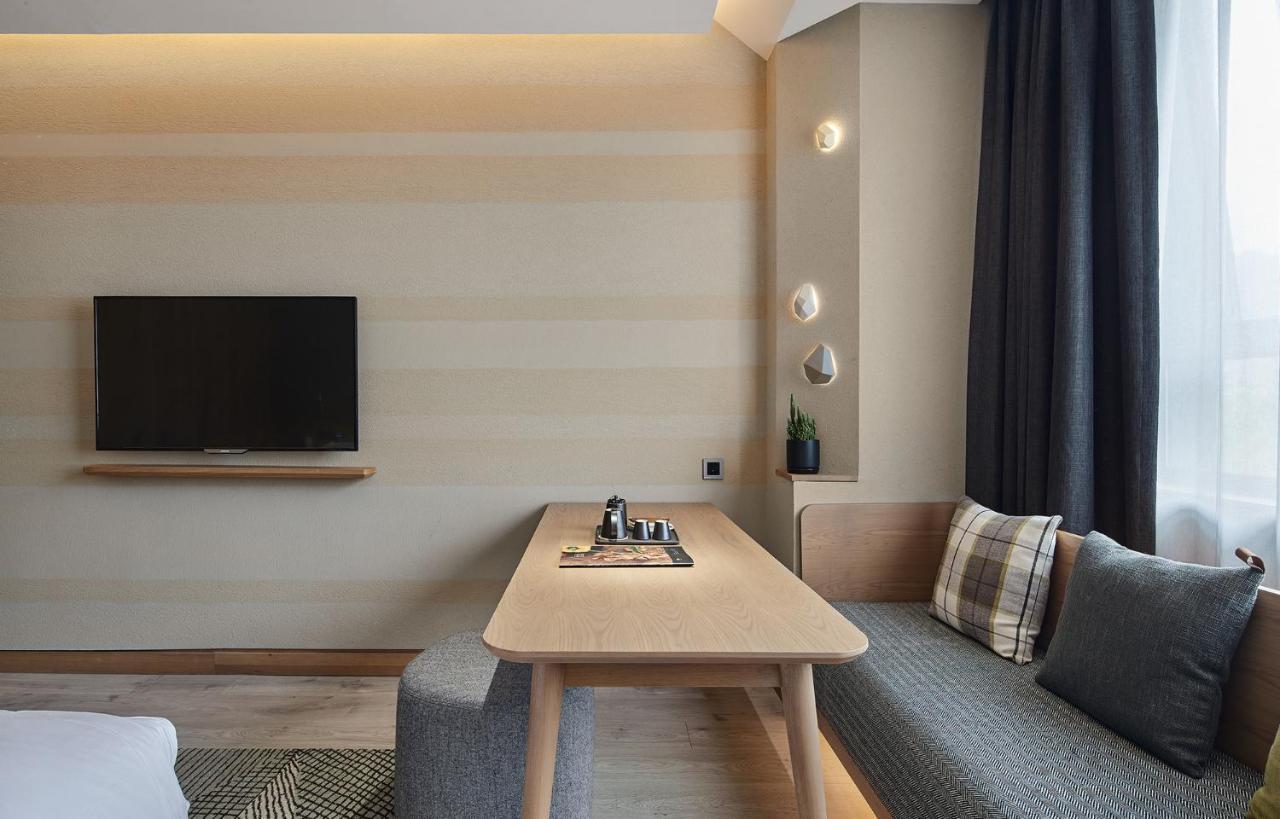 Ebo Hotel Hangzhou Wulin - 5 Mins Drive To The West Lake Eksteriør billede