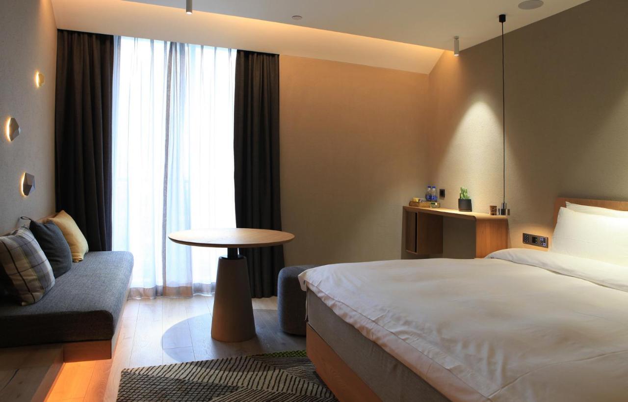 Ebo Hotel Hangzhou Wulin - 5 Mins Drive To The West Lake Eksteriør billede